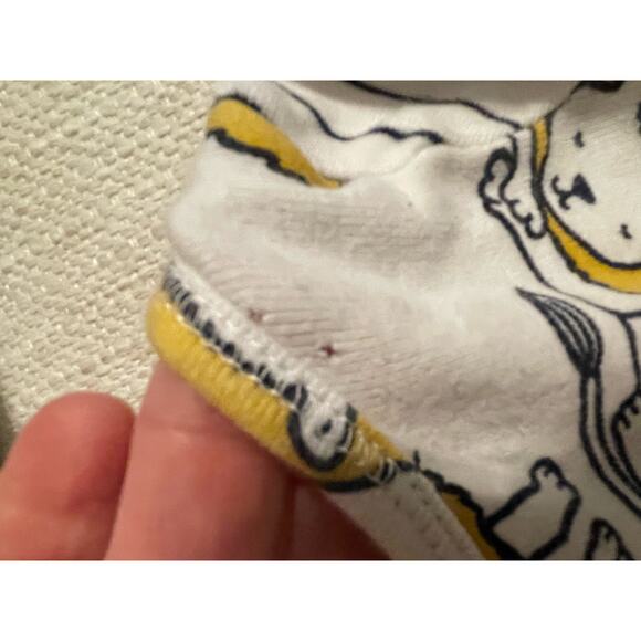 Carter’s Bundle of  4 (four) Preemie / newborn onesies. - Picture 4 of 10